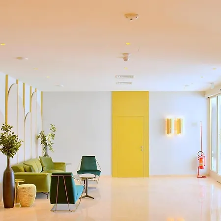 Exclusive Penthouse With Jacuzzi And Sea Views Διαμέρισμα Μπιμπιόνε