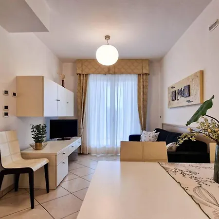 Exclusive Penthouse With Jacuzzi And Sea Views Διαμέρισμα *