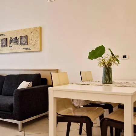 Exclusive Penthouse With Jacuzzi And Sea Views * Μπιμπιόνε
