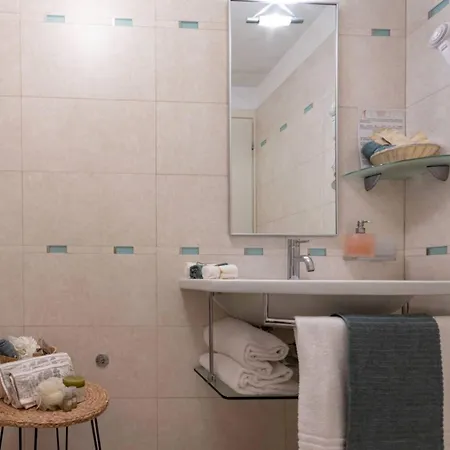 Exclusive Penthouse With Jacuzzi And Sea Views Διαμέρισμα *